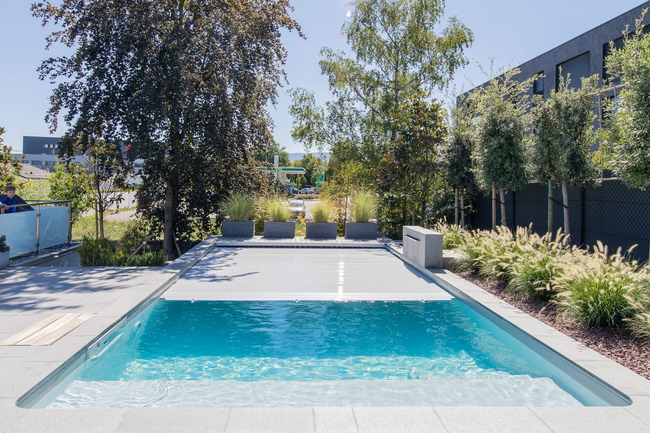 Piscine avec volet immergé MAGIguard-X